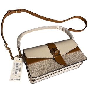 Brand new with tag Michael Kors Greenwich medium convertible shoulder bag purse.